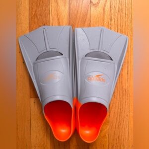 Speedo Gray and Orange Swim Fins